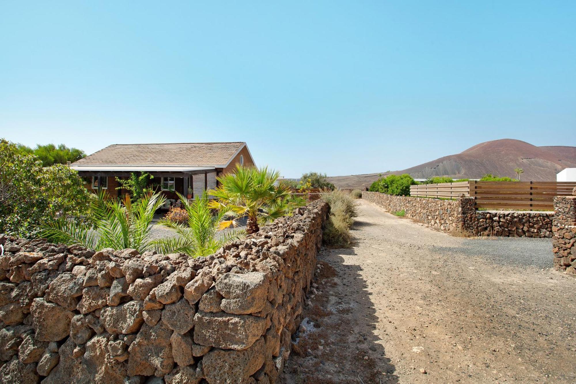 Casa Al Volcan De Lajares Extérieur photo